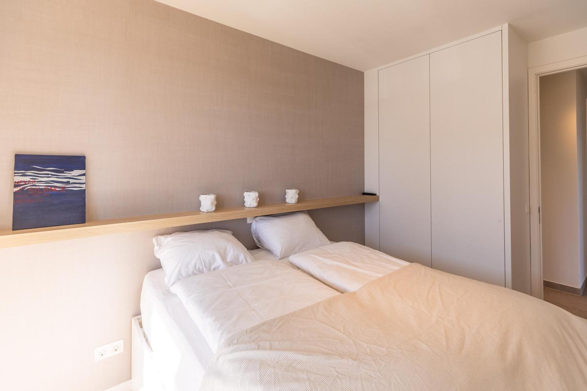 The Bay Luxurious Full Sea View Apartment Кадзанд Екстериор снимка