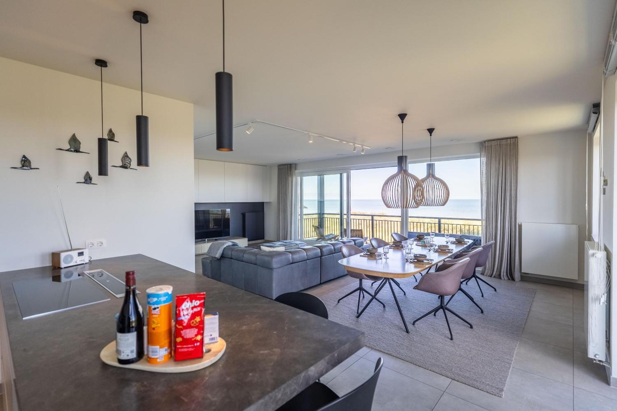 The Bay Luxurious Full Sea View Apartment Кадзанд Екстериор снимка