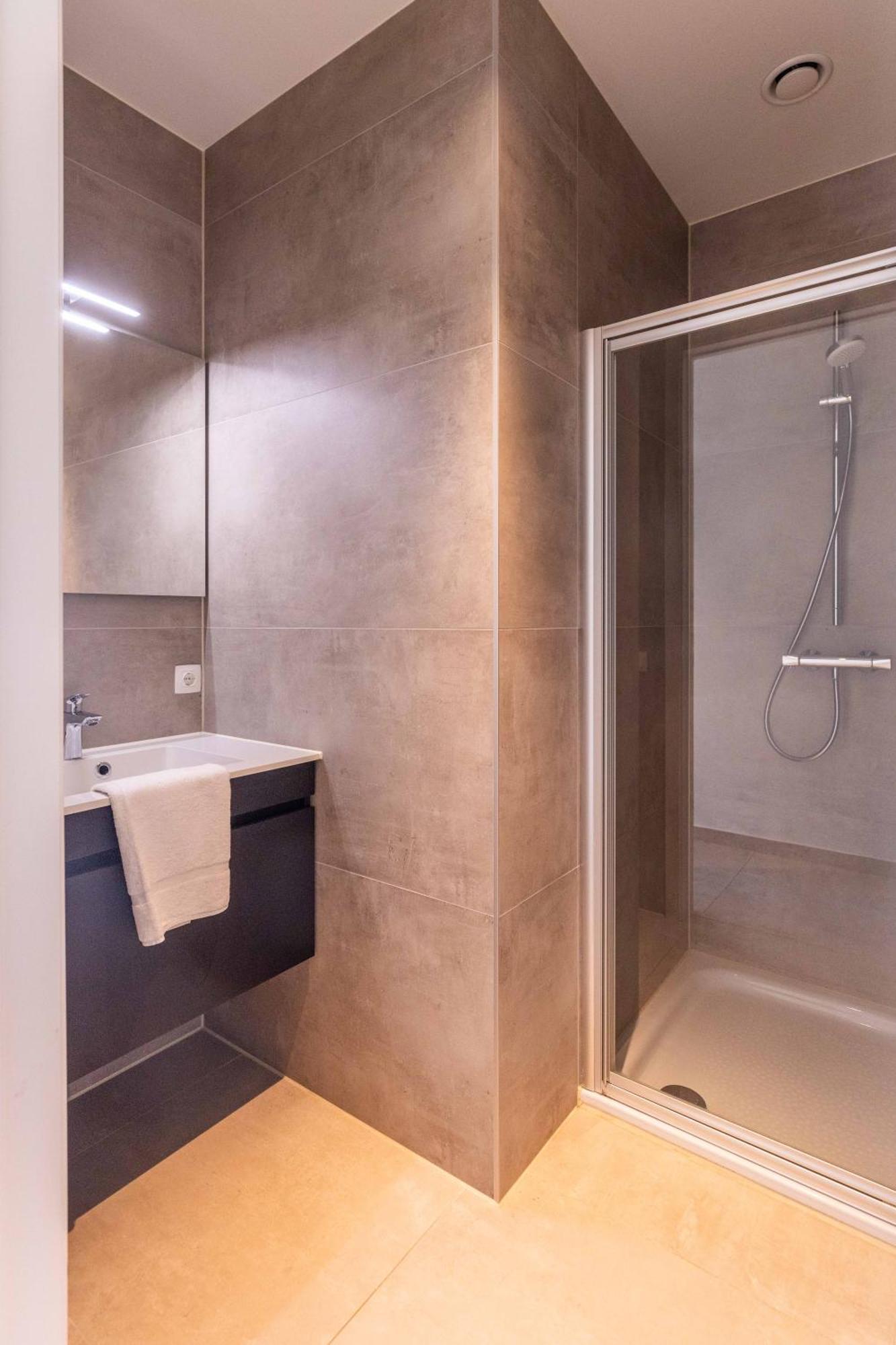 The Bay Luxurious Full Sea View Apartment Кадзанд Екстериор снимка