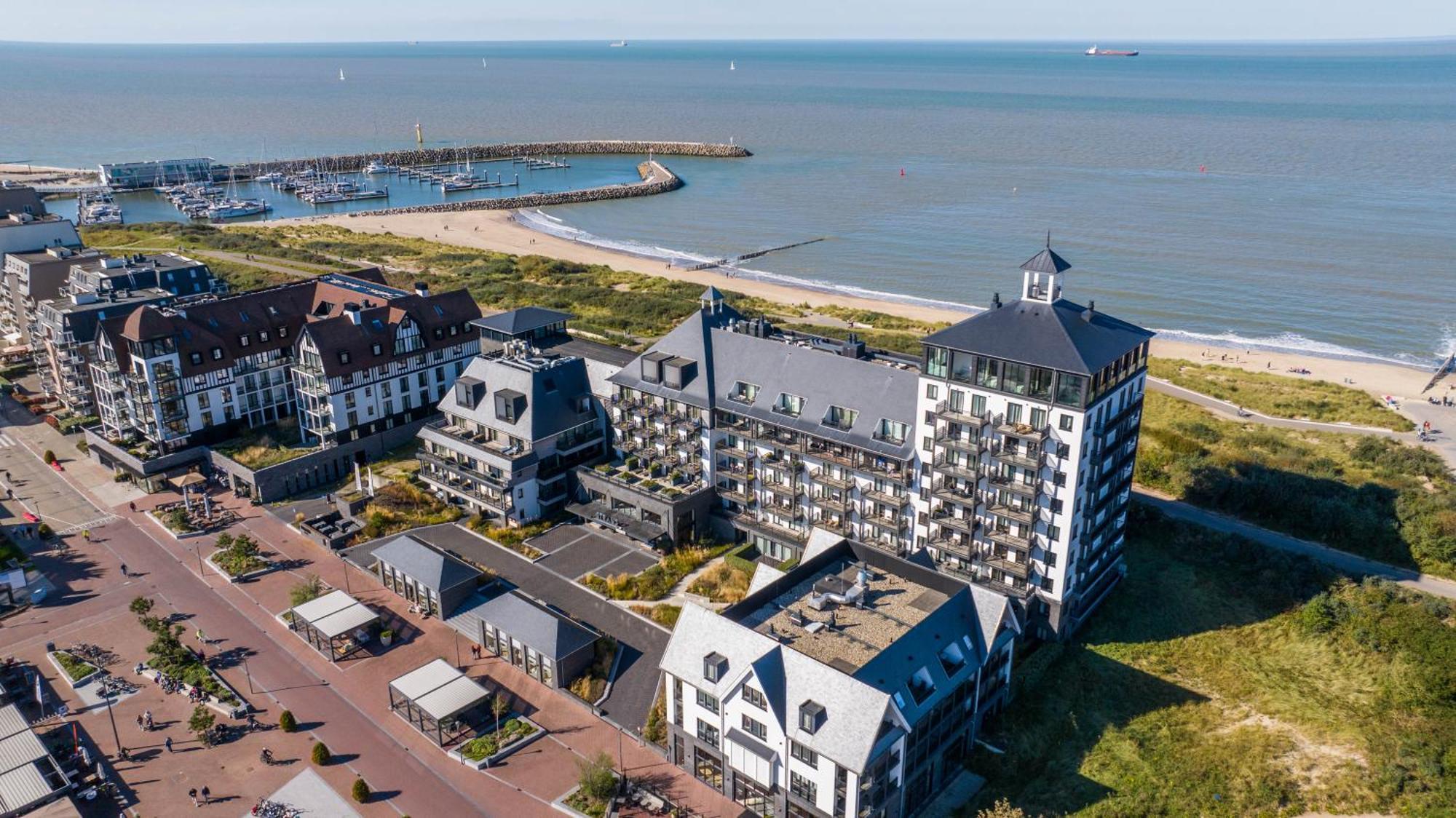 The Bay Luxurious Full Sea View Apartment Кадзанд Екстериор снимка